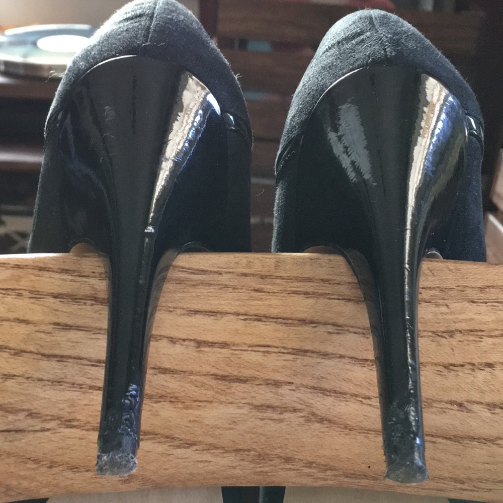 Lace up cut-out pumps - Picture 2 of 6